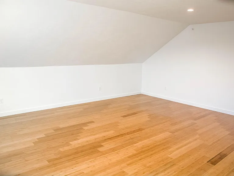 2 School St #5 — Photo 9