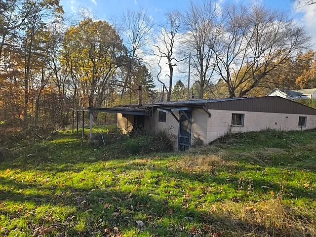 1015 Kiester Rd photo 1