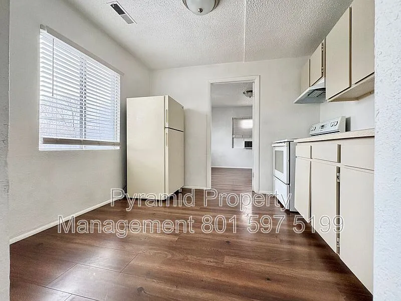 1 bed, 1.0 bath, 650 sqft, $1,099 — Photo 4