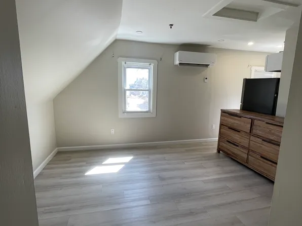 154 Union Ave APT 17, Framingham, MA 01702