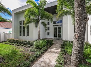 11780 NE 8th Ave, Biscayne Park, FL 33161