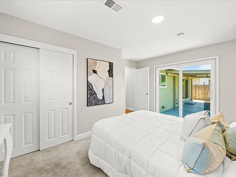 578 Meadowlark St — Photo 17