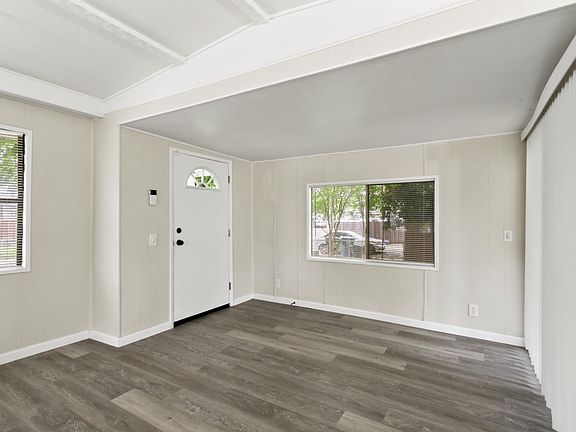 5th image of 6626 Birnam St