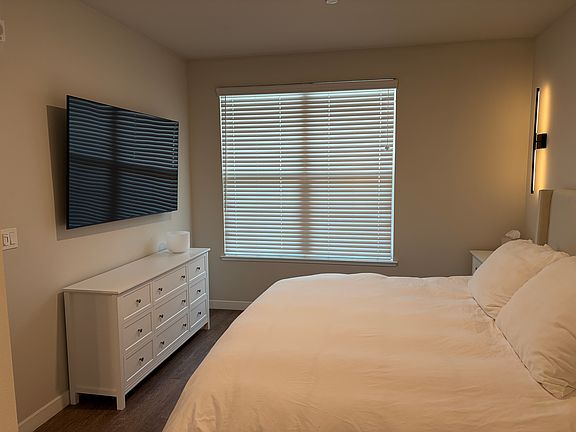 3rd image of 1000 Harvey Dr APT 360