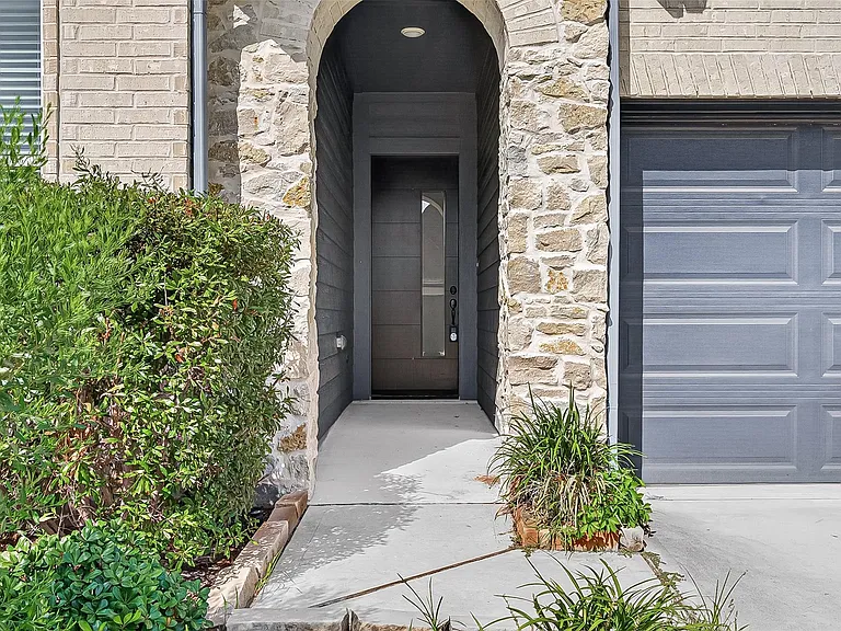 234 Amaranth Way — Photo 7