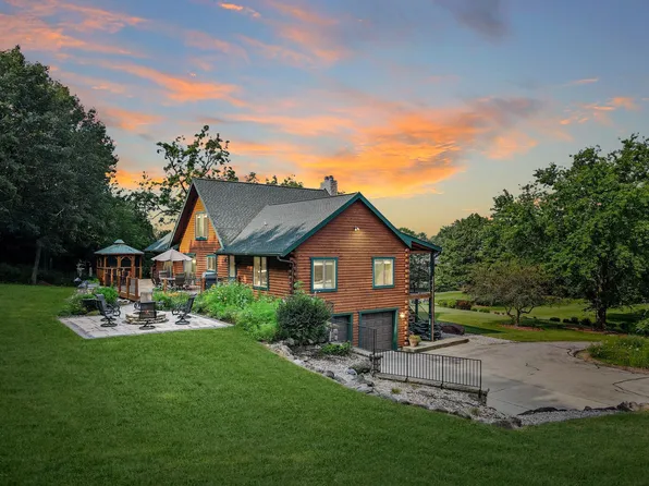 4034 Oak Park Rd, Deerfield, WI 53531