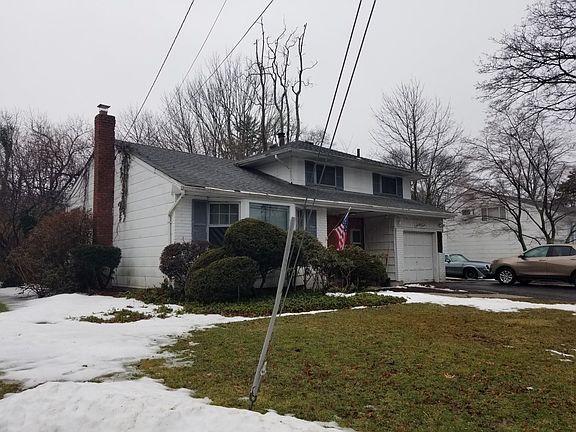 3rd image of 63 Cornehlsen Dr