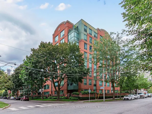 95 Prince Arthur Ave #708, Toronto, ON M5R 3P6