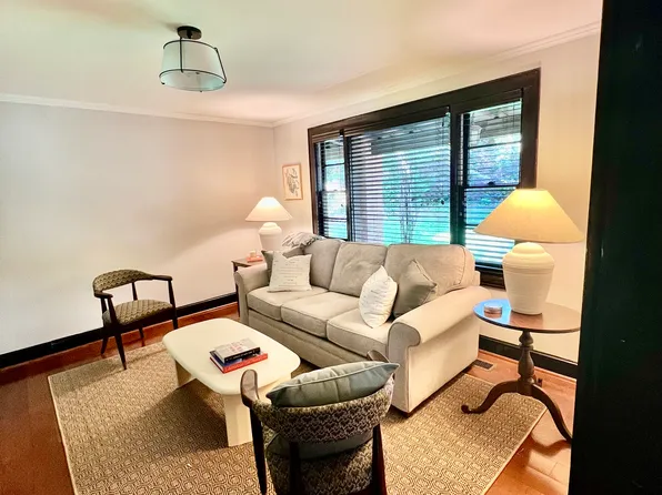 2455 Old Knox Rd, Spartanburg, SC 29302