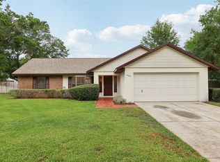 4145 Dora Wood Dr, Mount Dora, FL 32757
