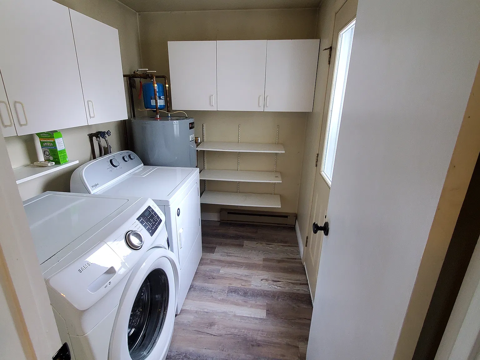 3 bed, 1736 sqft, $2,650 — Photo 4
