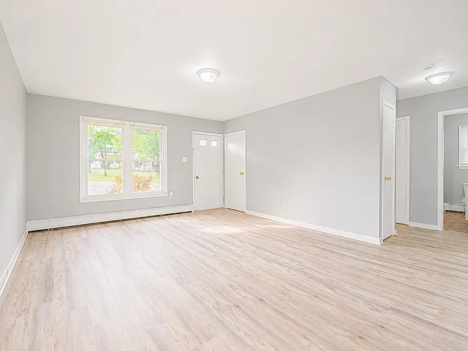 103 Mayland Ave