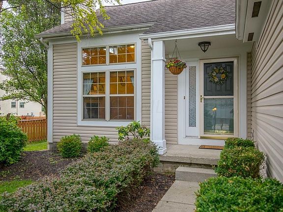 2nd image of 3223 Prairie Gardens Dr