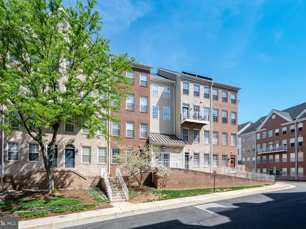 2664 Manhattan Pl Ste 305, Vienna, VA 22180