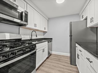 124 Silver Ln #14A, East Hartford, CT 06118