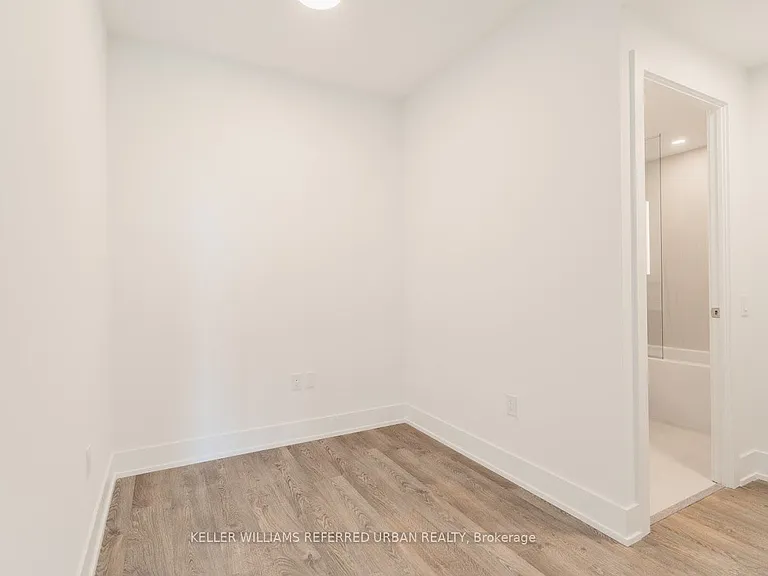 858 Dupont St #702 — Photo 29