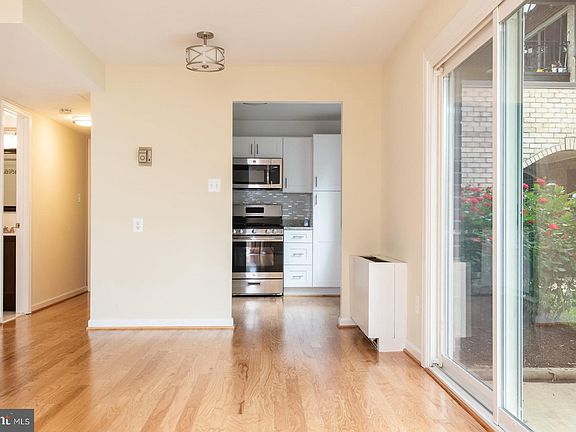 4th image of 4102 Daniels Ave APT 103