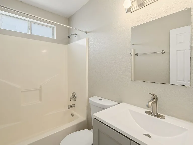 224 Vista Hermosa — Photo 20