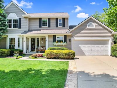 1170 Arabian Ct, South Lyon, MI, 48178