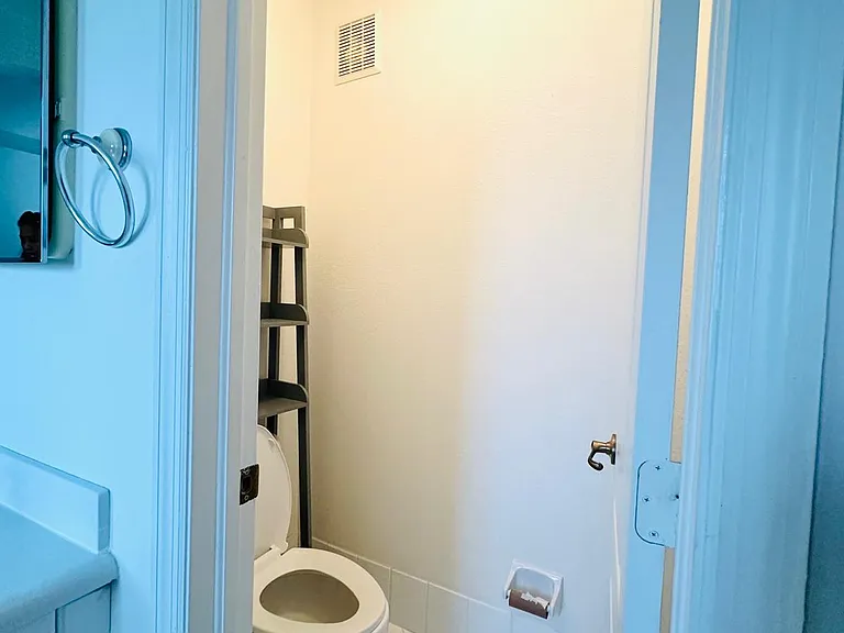 8846 W Flagler St #5 — Photo 20