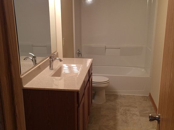 3rd image of 4138 S 46th St APT 2