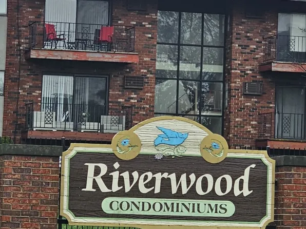 13715 S Stewart Ave #15-2W, Riverdale, IL 60827