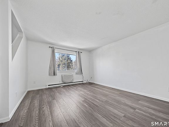 4th image of 925 Oronoke Road #36C