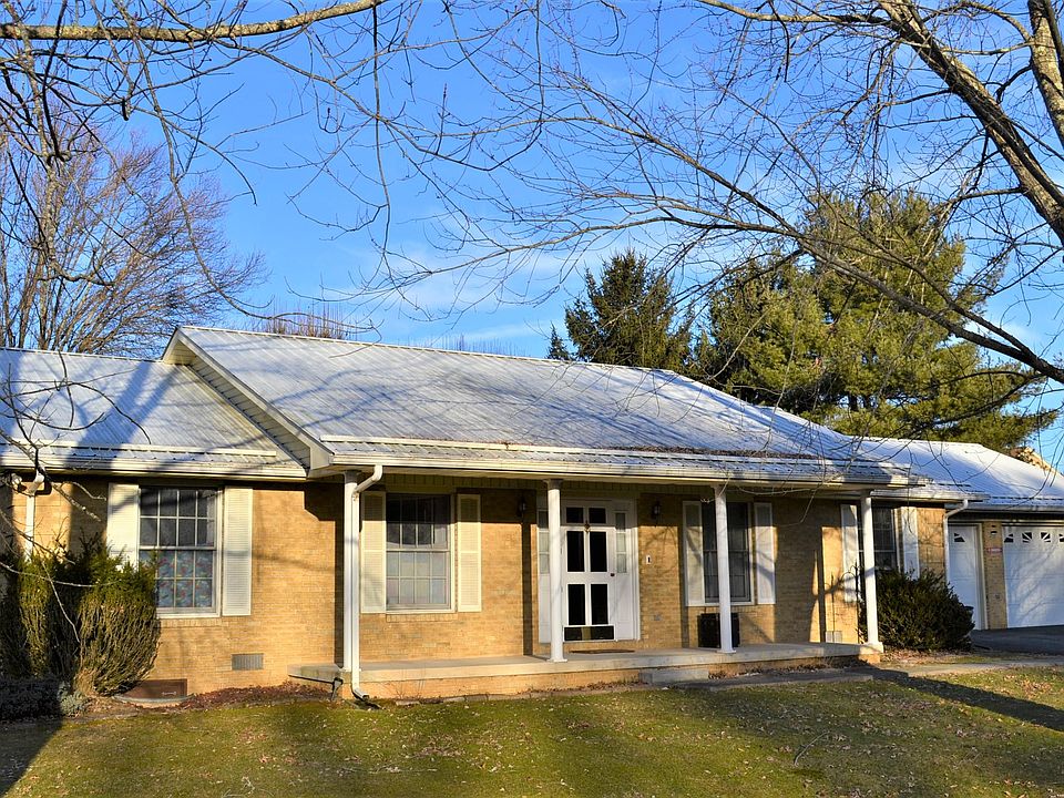 1st image of 421 Blackbird Way