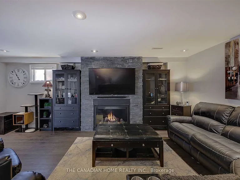18 Silvercreek Cres #BSMNT — Photo 4