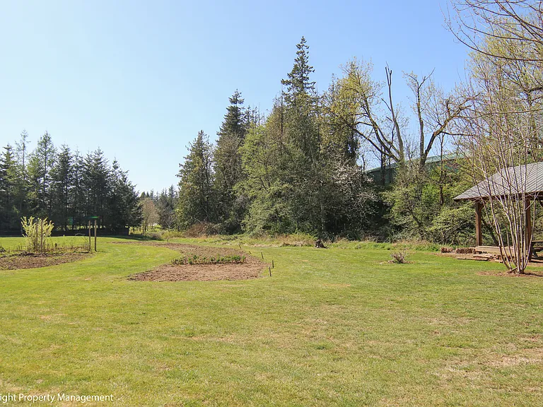 Gazebo/Lower Garden