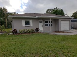 3210 Williamsburg St, Sarasota, FL 34231
