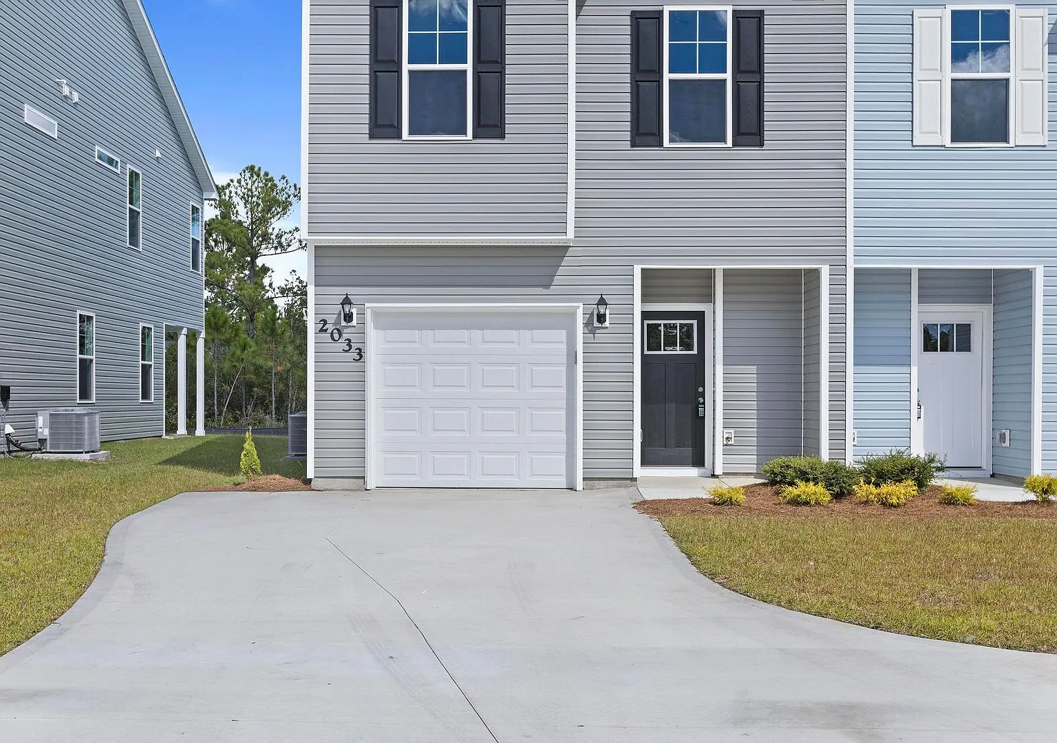 Townhouse For Rent in Holly Ridge! — Photo 3