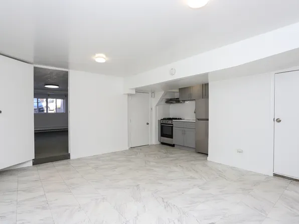 441 Calhoun Ave #A, Bronx, NY 10465