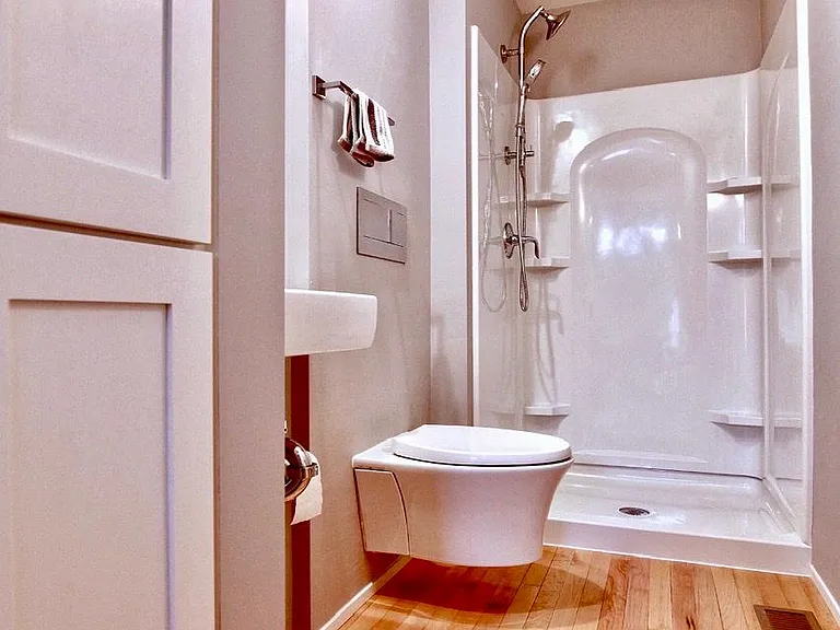 1100 W Riverview Dr — Photo 29