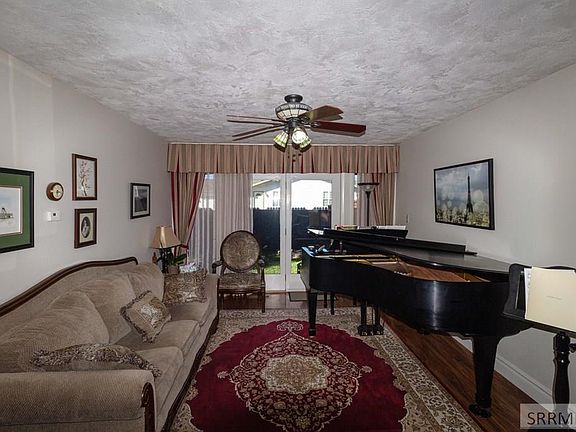 5th image of 2150 Henryanna Ave