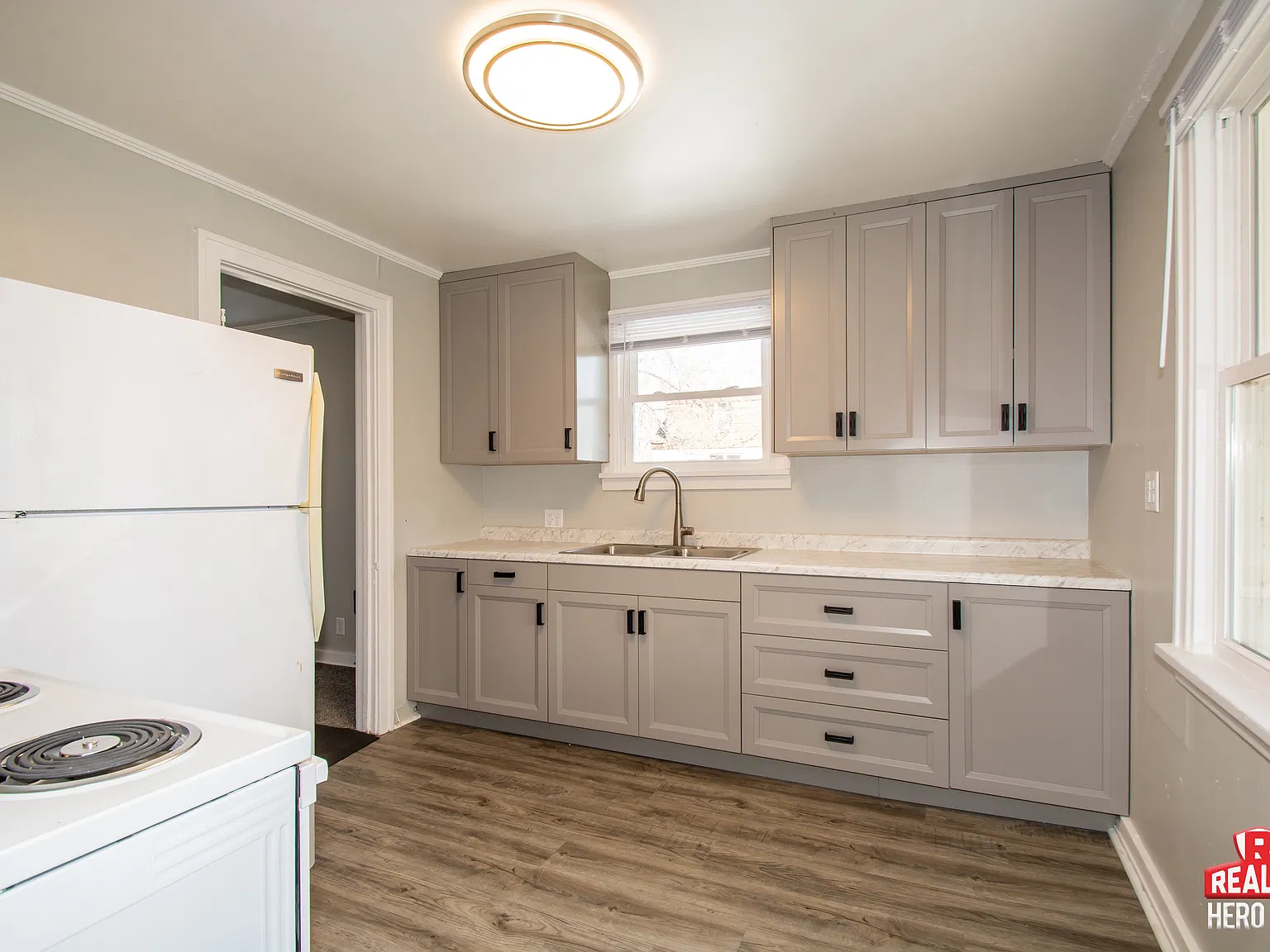 2 bed, 624 sqft, $1,399 — Photo 4