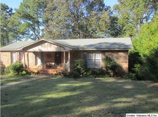 1502 Terrace Rd, Sylacauga, AL 35150