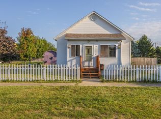 125 E Cleveland St, Cullom, IL 60929