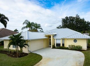 486 Hibiscus Ave, Sebastian, FL 32958