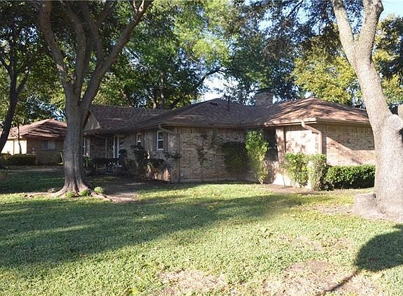 3rd image of 904 Westlake Dr