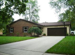 636 Wilson Dr, Midland, MI