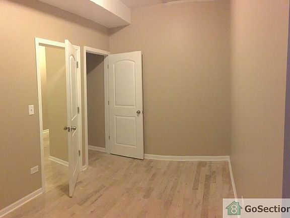 4th image of 1549 N Kolin Ave #2