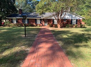 2001 Willow Rd, Corinth, MS 38834