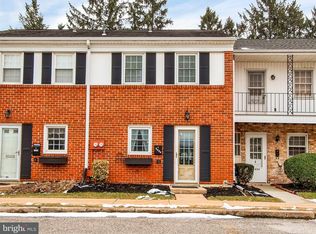 1602 Devers Rd, York, PA 17404