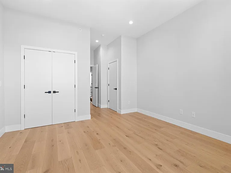 713 S 58th St — Photo 12