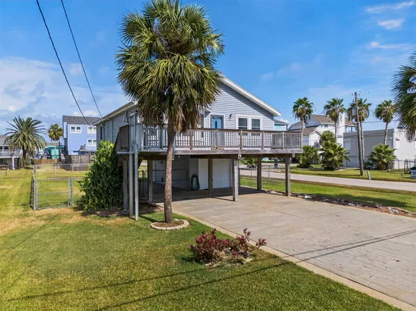 16502 Jamaica Inn Rd, Jamaica Beach, TX 77554