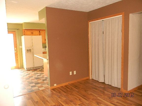 3rd image of 812 S Eastman Ave