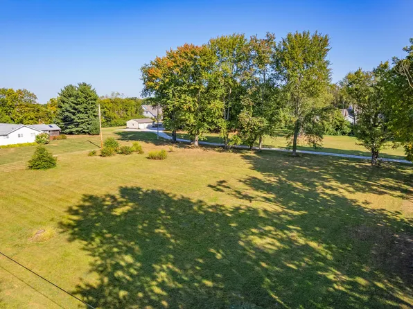 6774 Rovilla Rd, Blacklick, OH 43004
