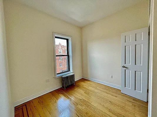 Rented by EXR | media 5