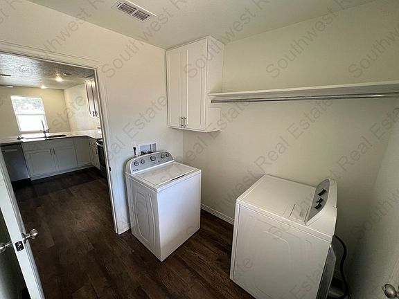 4th image of 2129 Bobwhite Ct #A